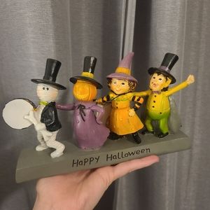 Halloween decor